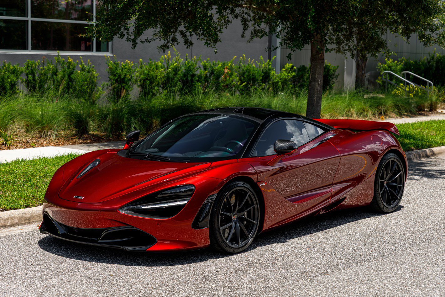 Used 2018 McLaren 720S Luxury photo 38