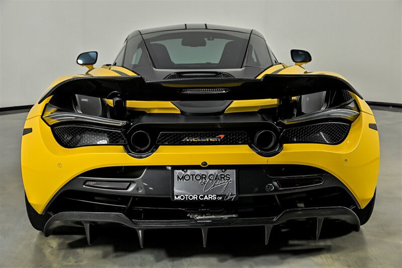 Used 2018 McLaren 720S Performance photo 14