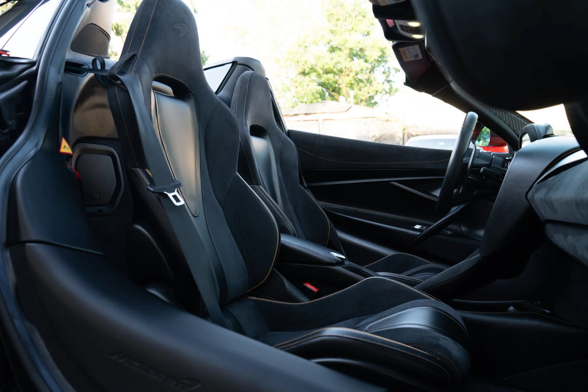Used 2020 McLaren 720S Spider photo 19