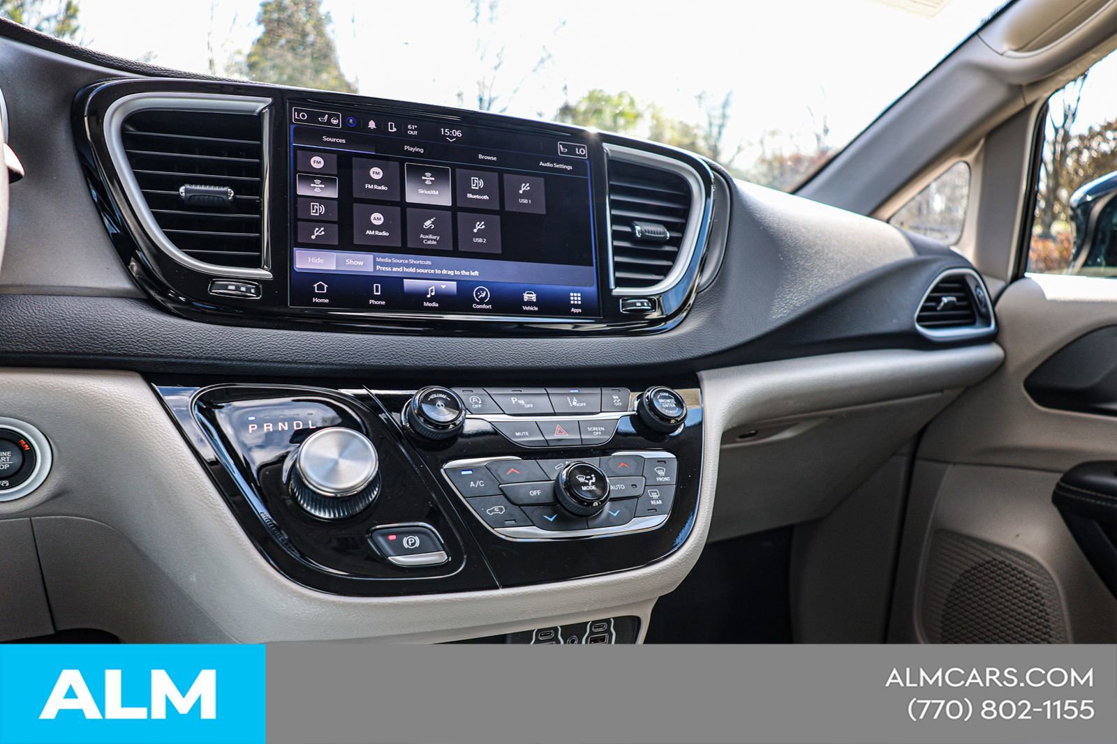 2024 Chrysler Pacifica Touring-L