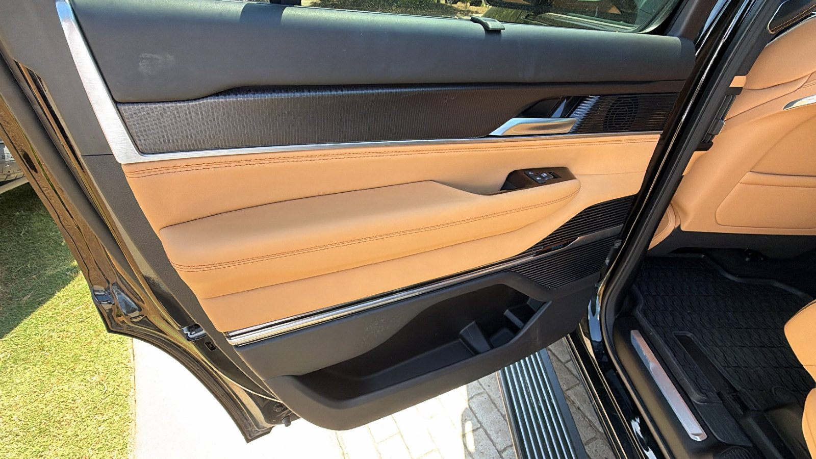 2025 Jeep Grand Wagoneer Series III