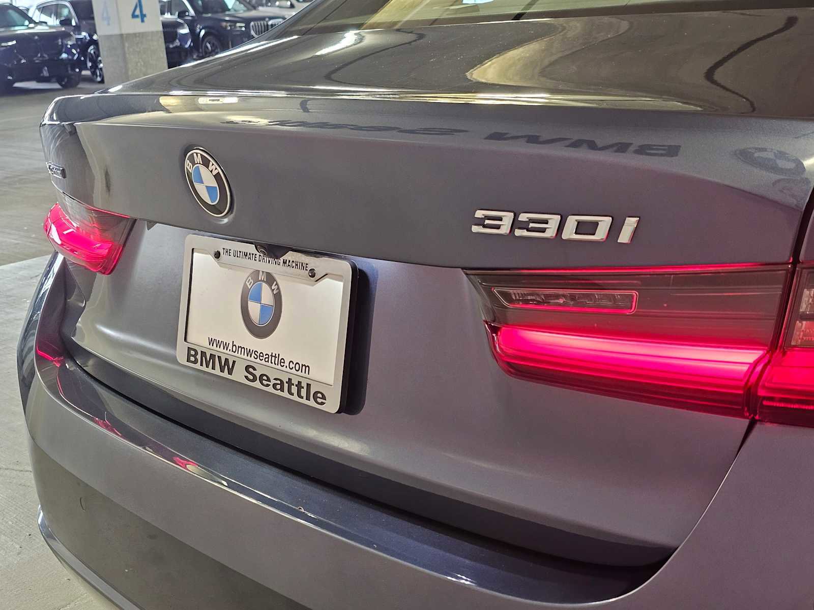 2025 BMW 330i xDrive Sedan