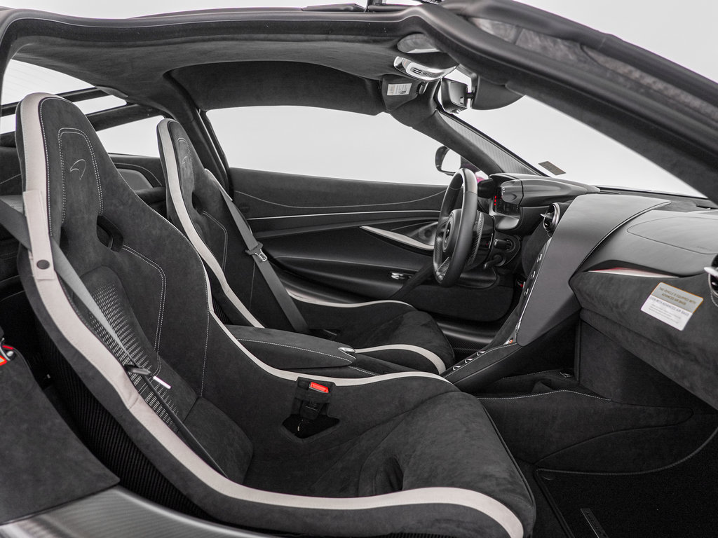 New 2027 McLaren 750S photo 26