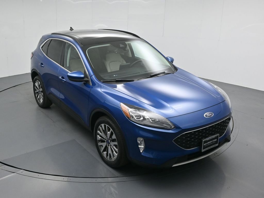 2022 Ford Escape Titanium