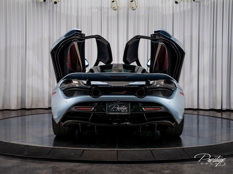 Used 2018 McLaren 720S Luxury photo 16