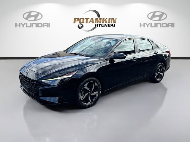 Used 2023 Hyundai Elantra SEL w/ Convenience Package