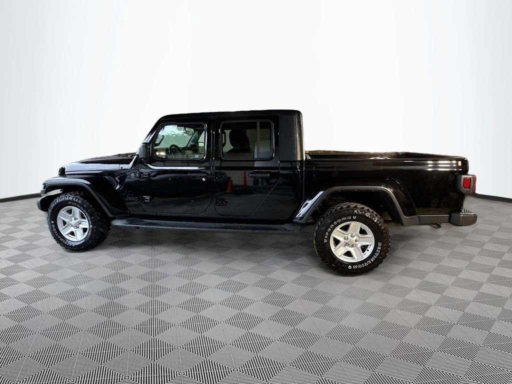 2022 Jeep Gladiator Sport