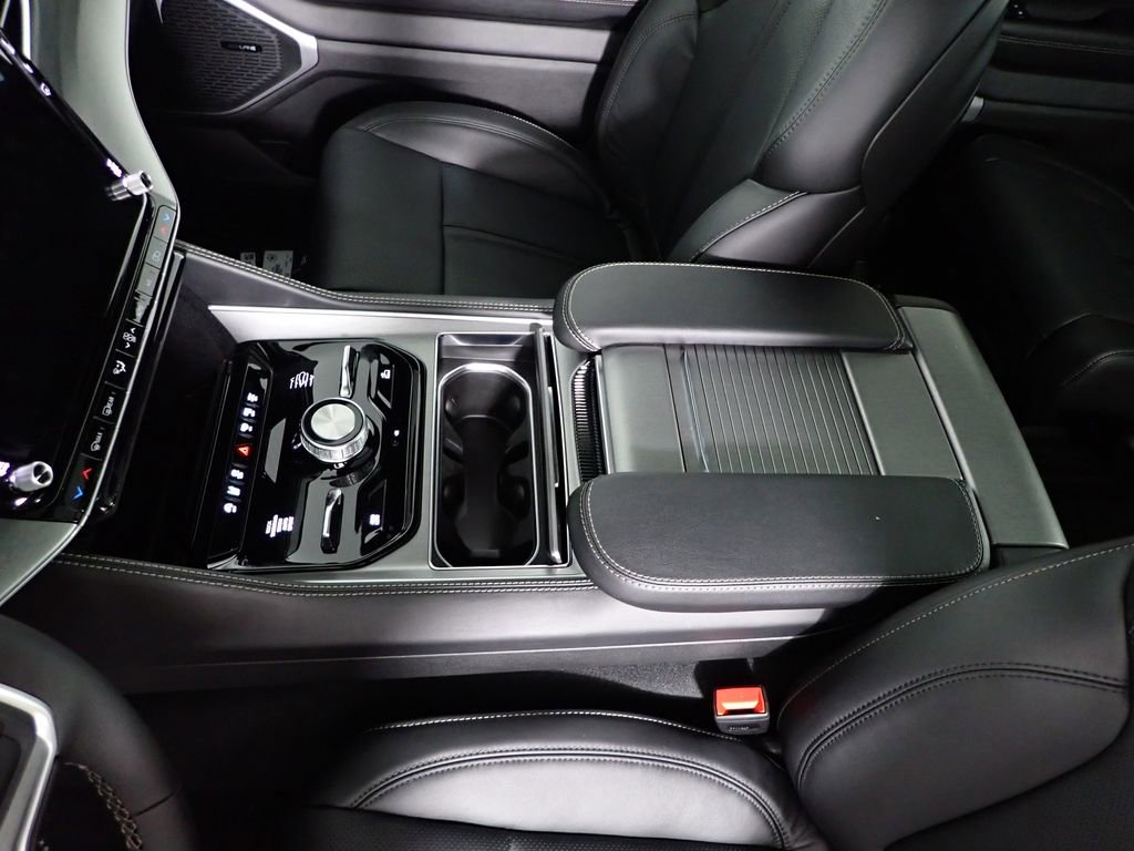 2026 Jeep Grand Wagoneer 4WD