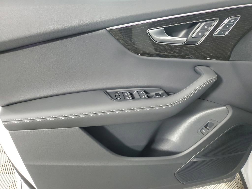 2026 Audi Q8 Prestige