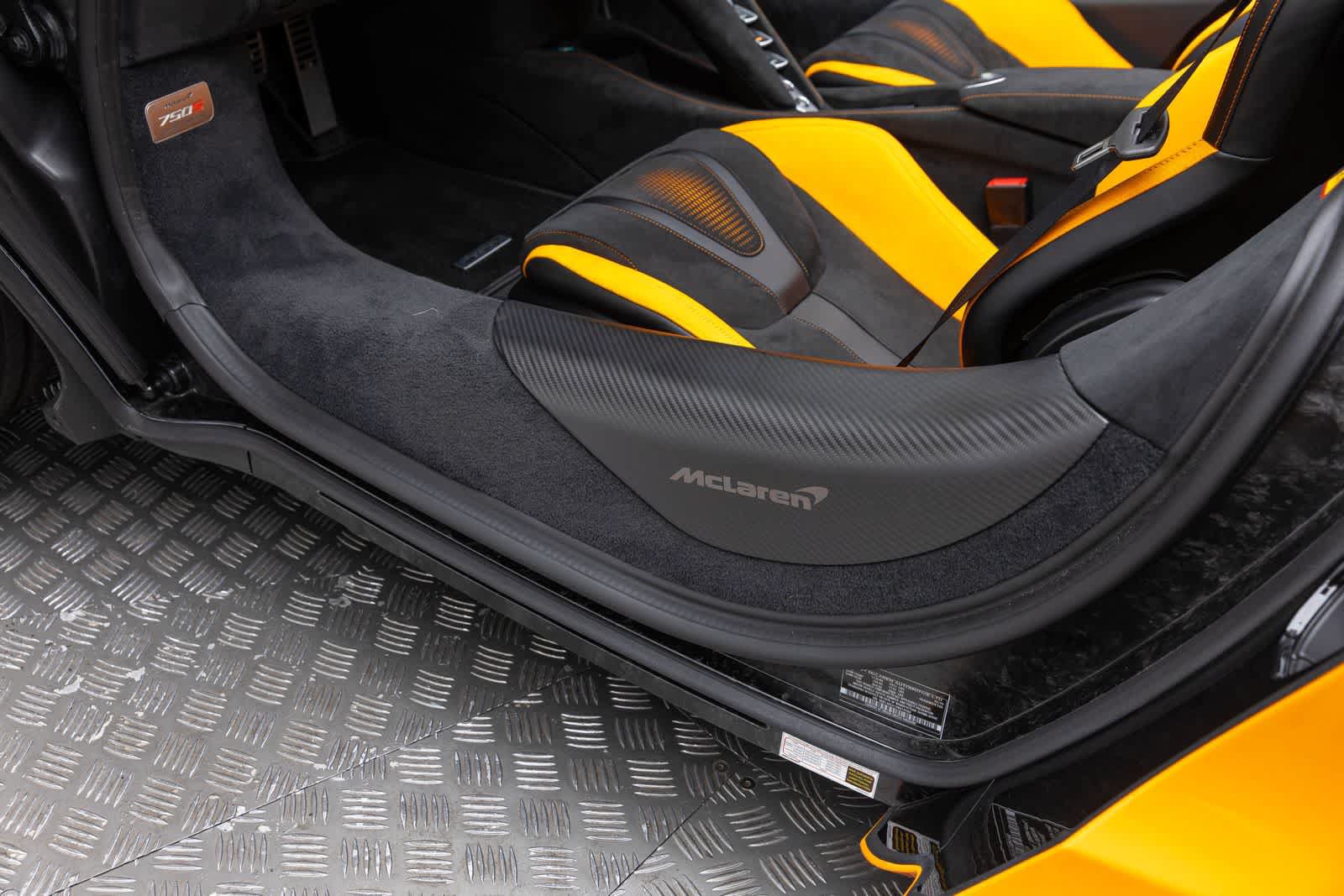 New 2027 McLaren 750S Spider photo 24