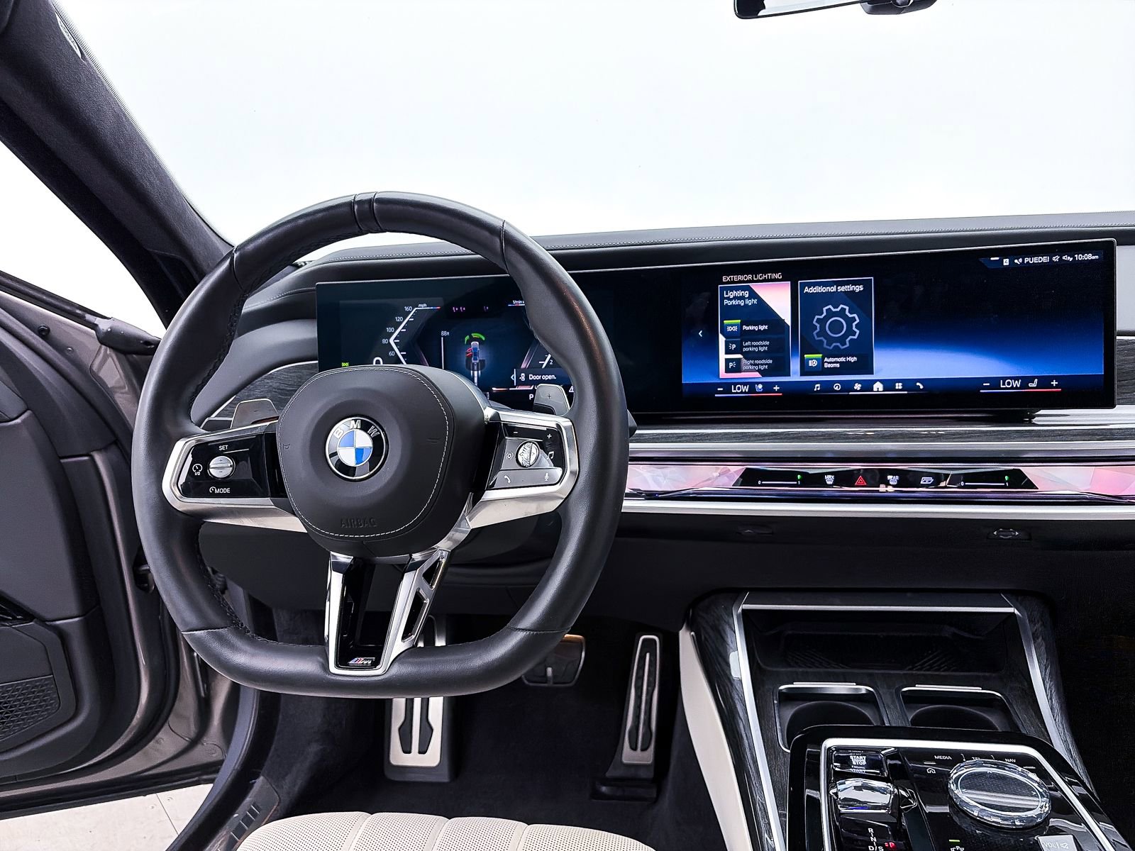 2024 BMW 760i xDrive
