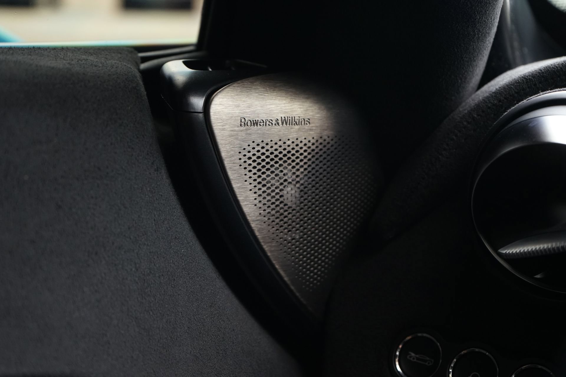 Used 2019 McLaren 720S Luxury photo 41