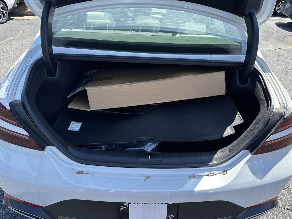 2025 Genesis G70 2.5T