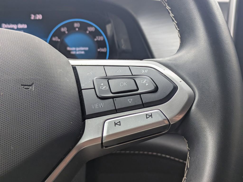 2025 Volkswagen Atlas Cross Sport SE