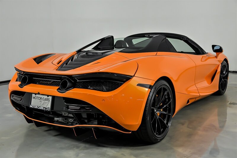 Used 2022 McLaren 720S Performance photo 11