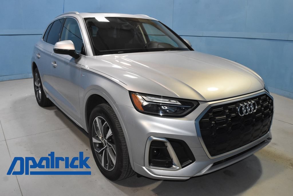 Certified 2024 Audi Q5 2.0T Premium w/ Convenience Package