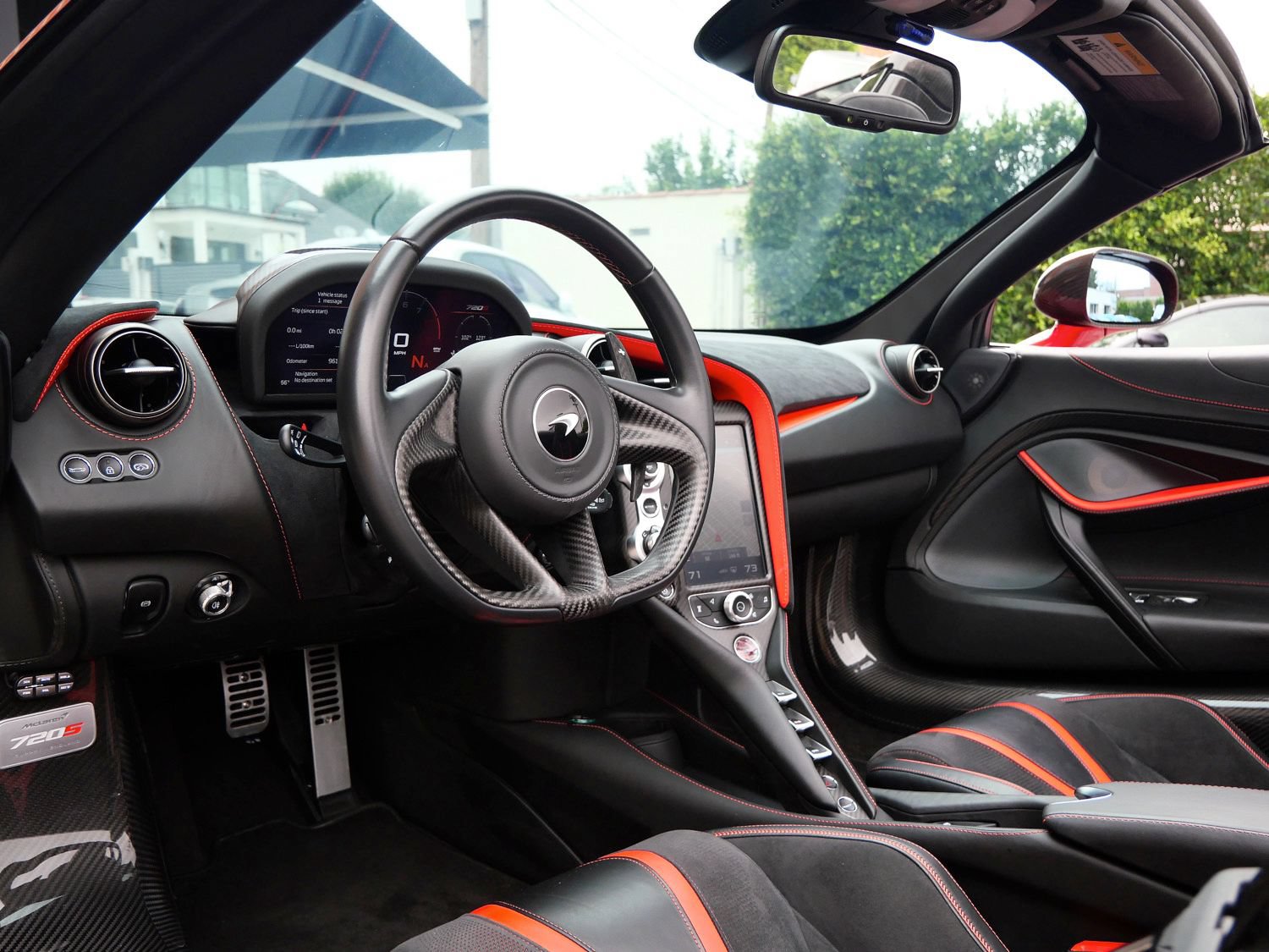Used 2020 McLaren 720S Performance photo 25