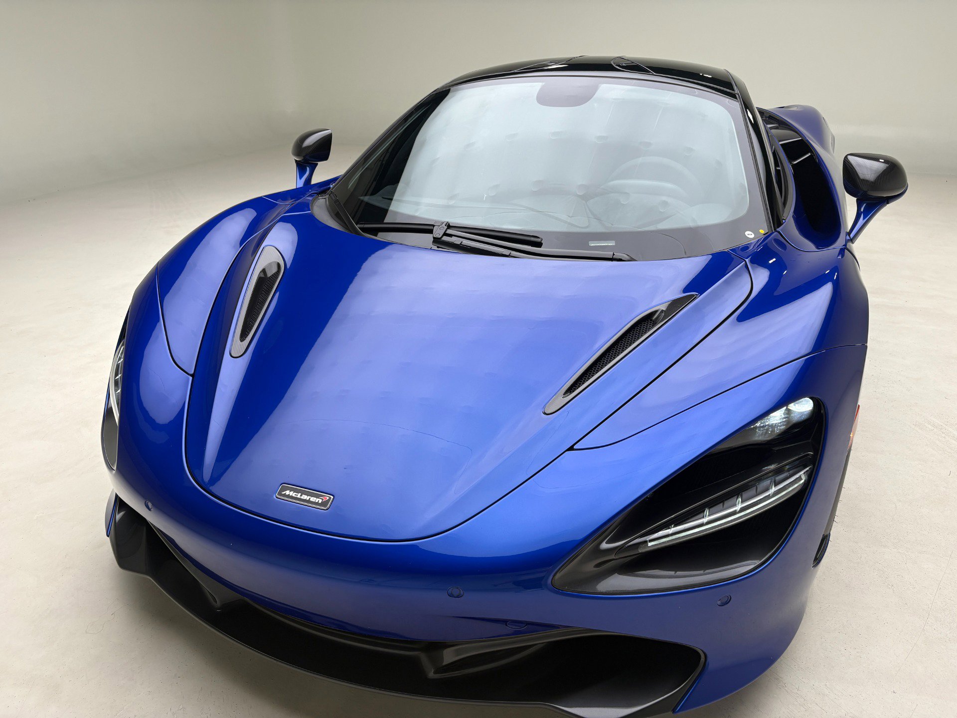 Used 2018 McLaren 720S Performance photo 5
