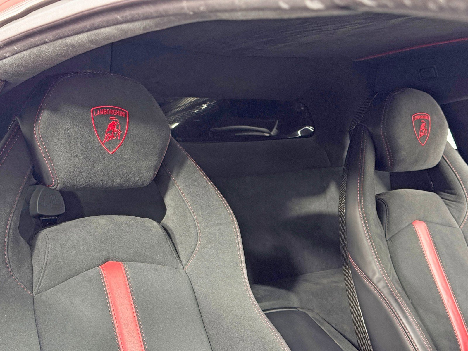 2017 Lamborghini Aventador S