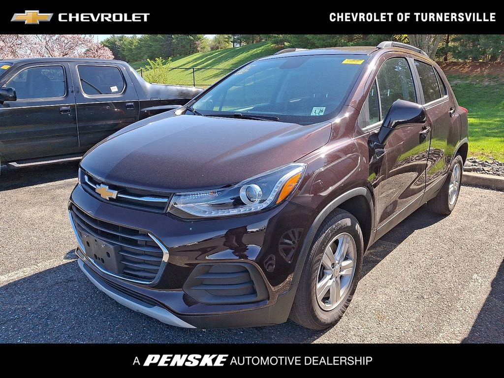 Certified 2022 Chevrolet Trax LT w/ LT Convenience Package