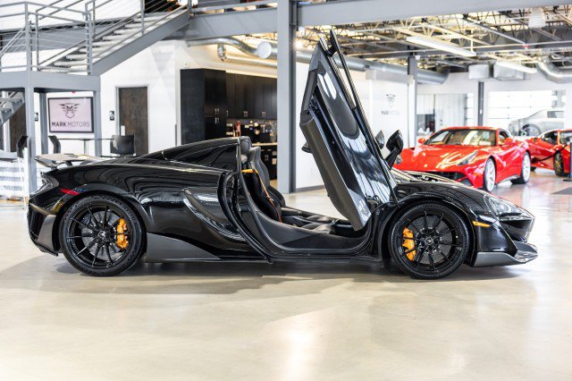 Used 2020 McLaren 600LT Spider photo 7