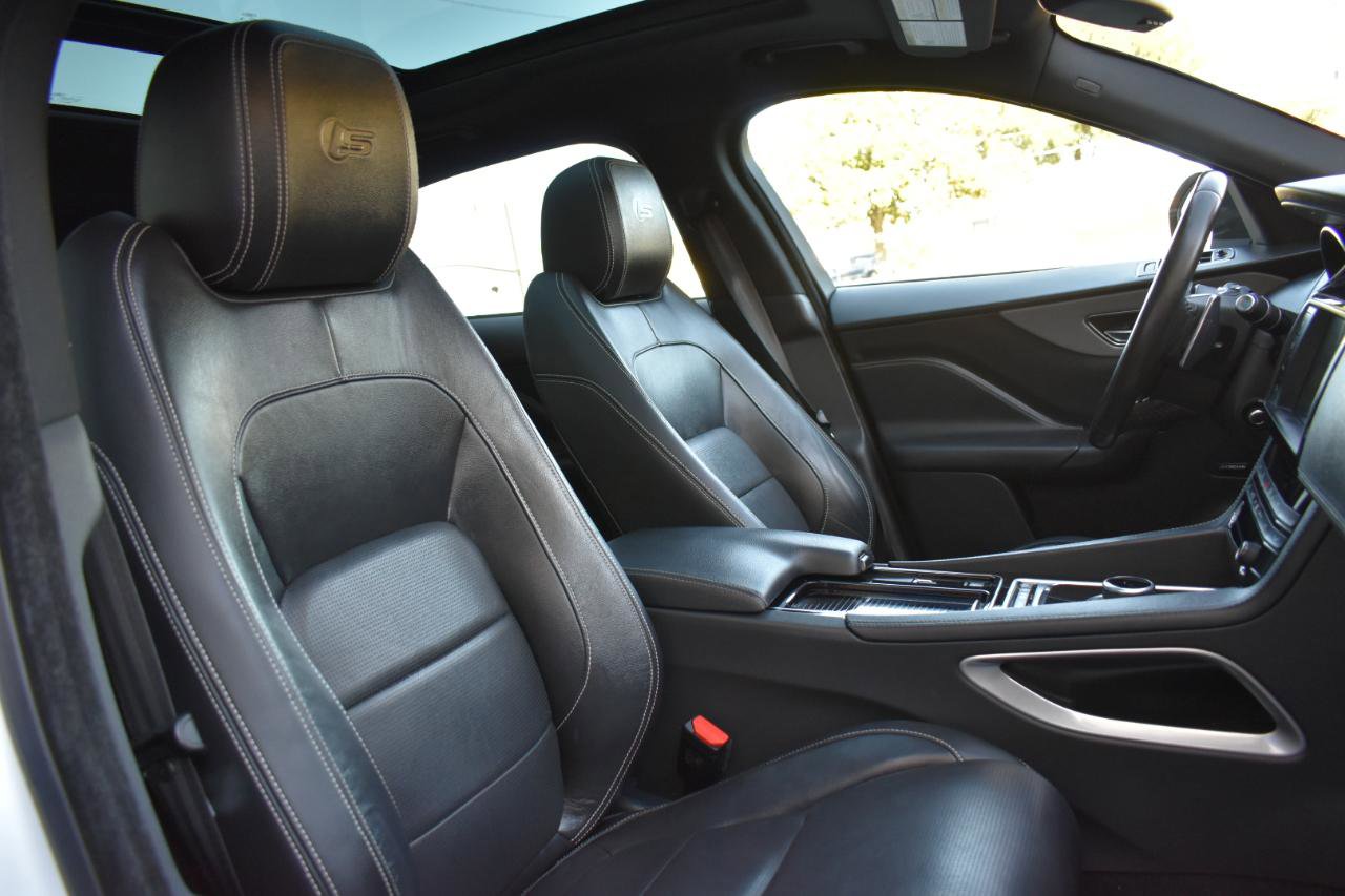 2018 Jaguar F-Pace S