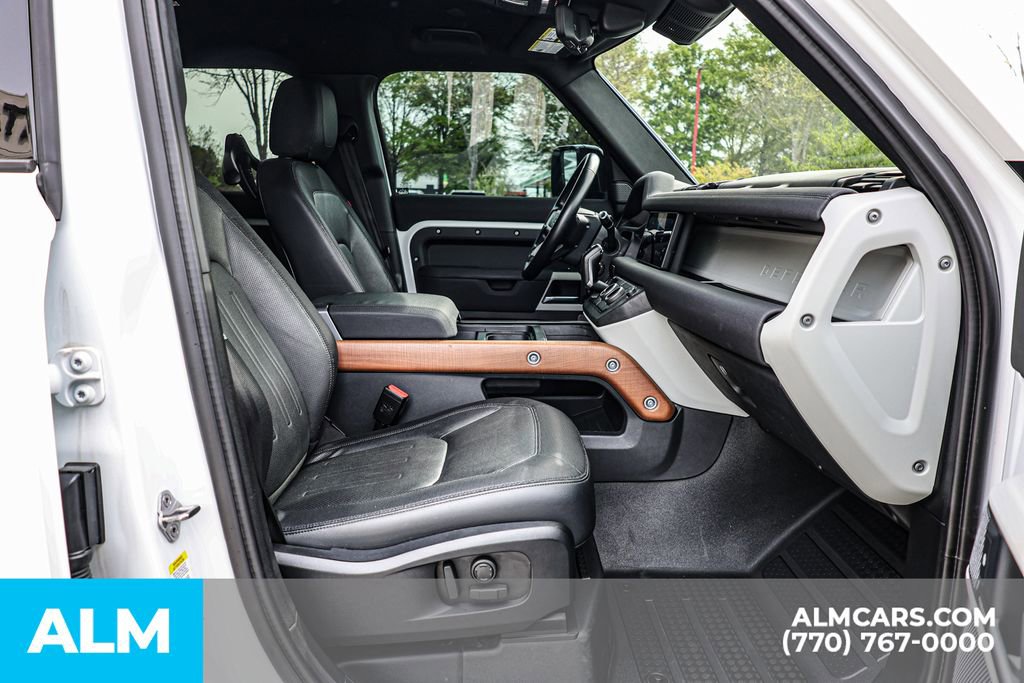 2022 Land Rover Defender 110 X-Dynamic SE