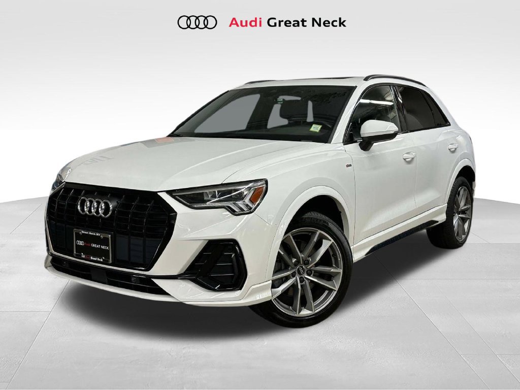 Used 2023 Audi Q3 2.0T Premium w/ Black Optic Sport Package