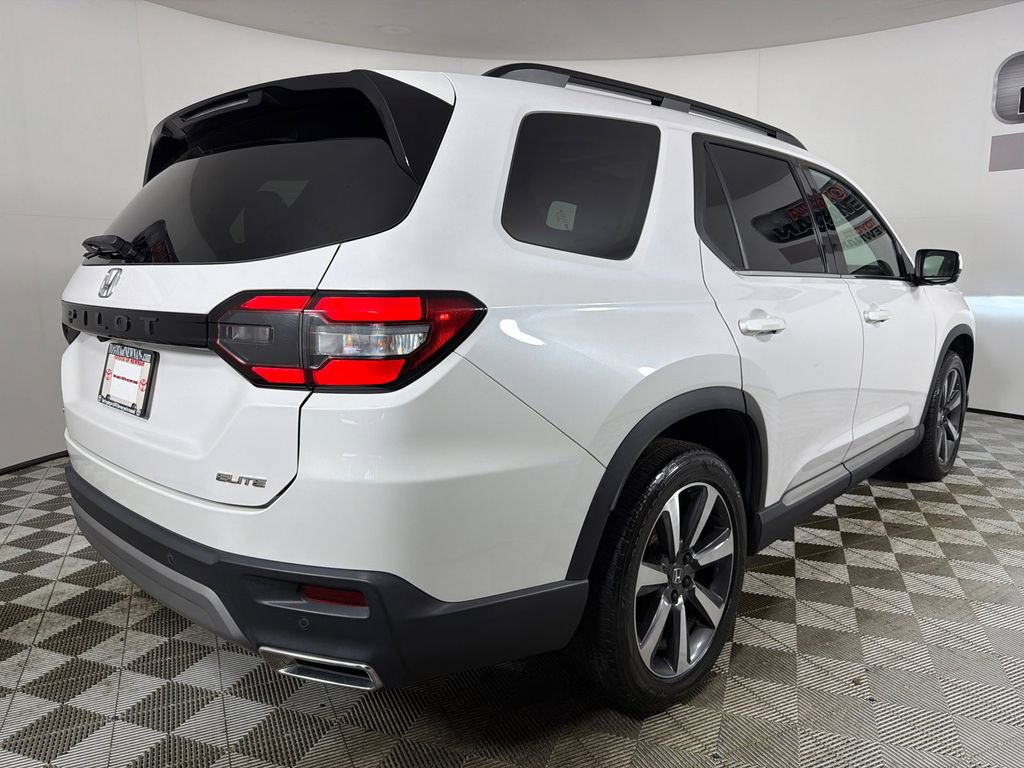 2023 Honda Pilot Elite