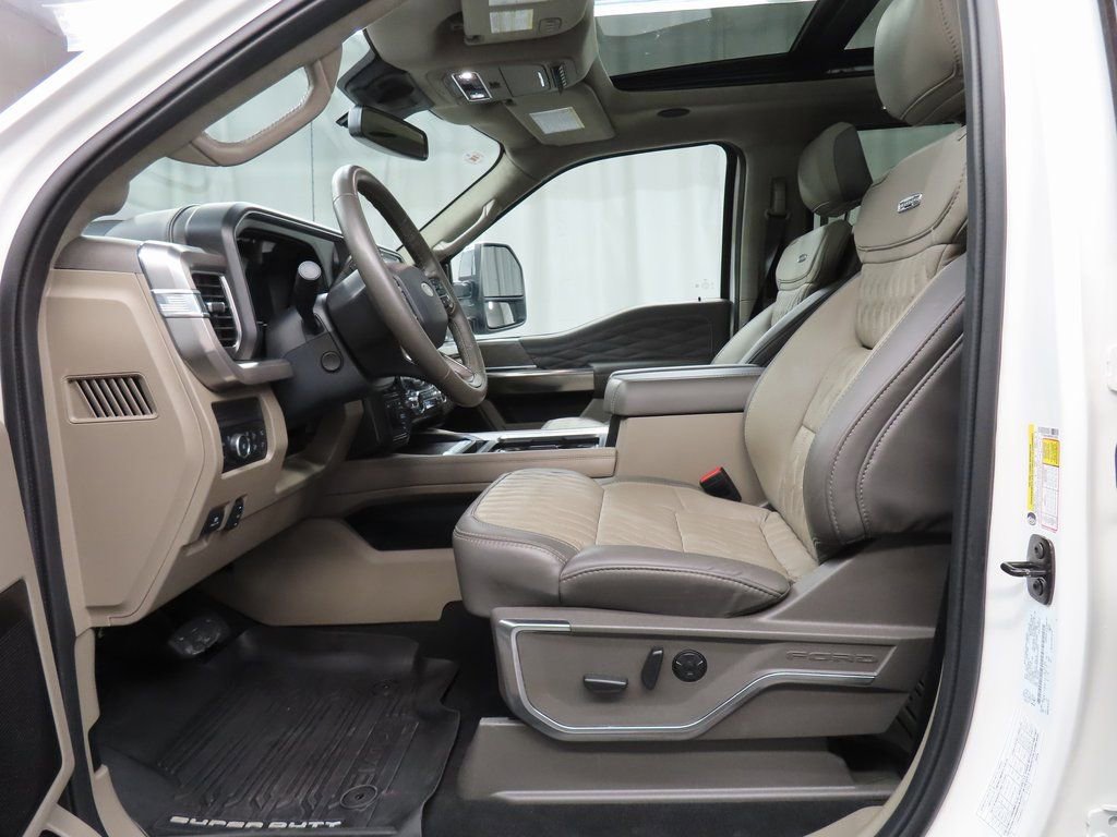 2025 Ford F450 Platinum