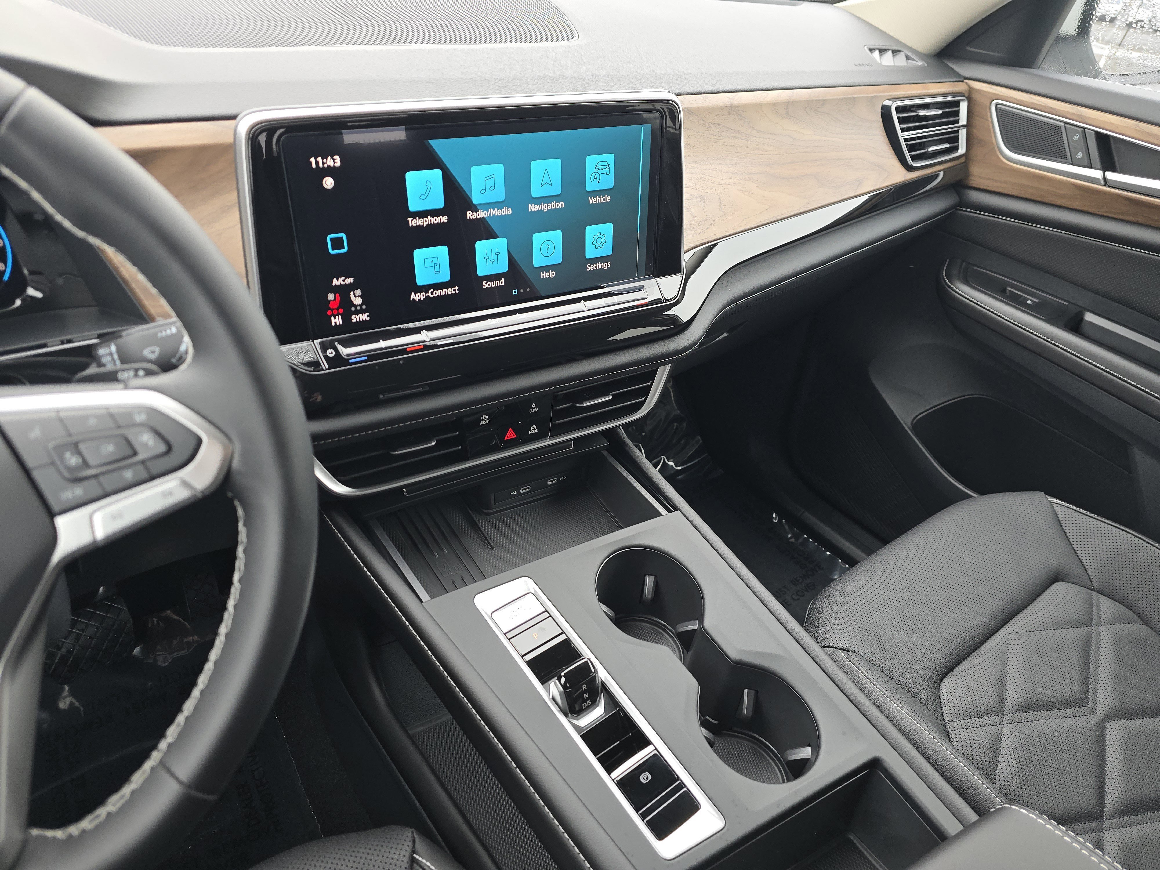 2026 Volkswagen Atlas SE