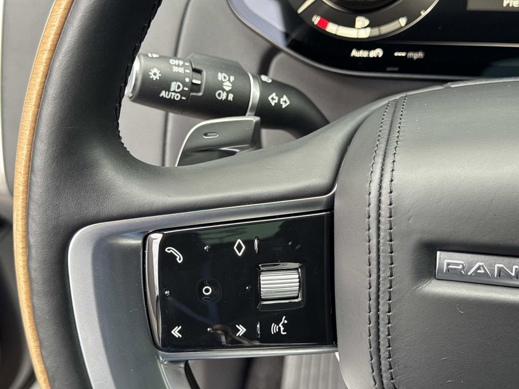 2023 Land Rover Range Rover SV