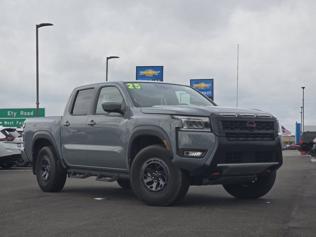 2025 Nissan Frontier PRO-4X