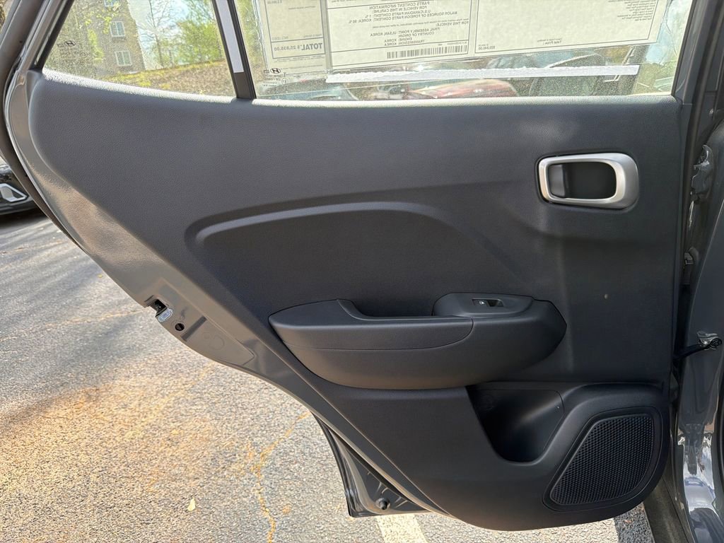 2026 Hyundai Venue SE