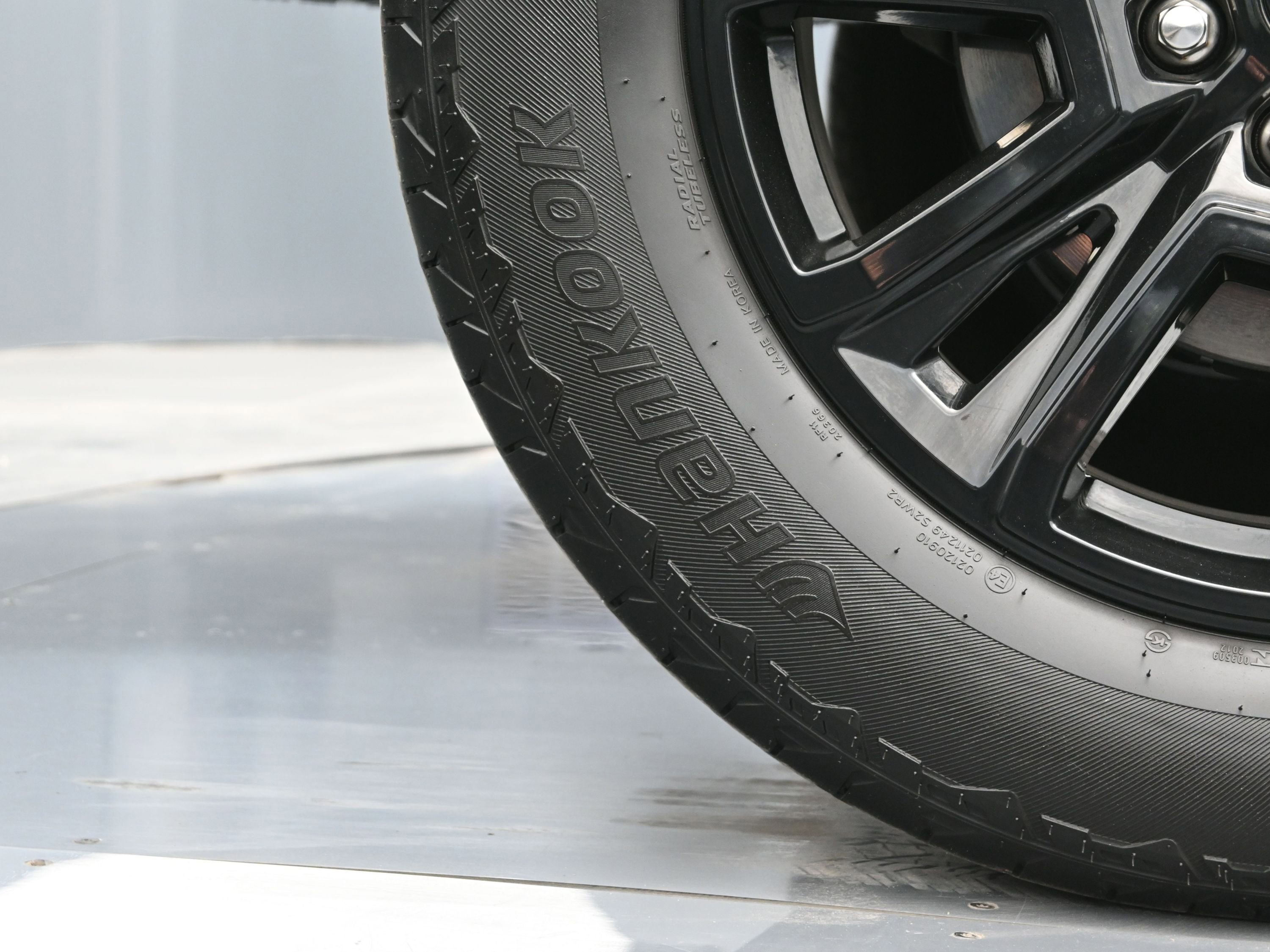 2025 Ford F150 Platinum