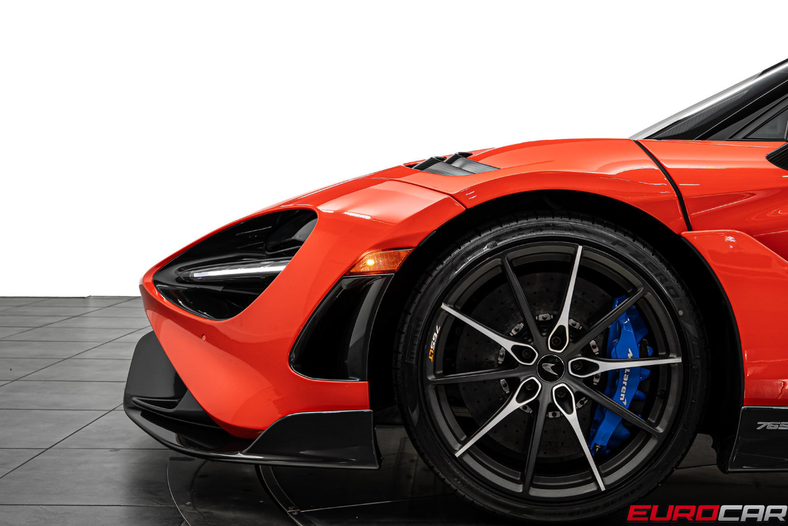 Used 2021 McLaren 765LT photo 16