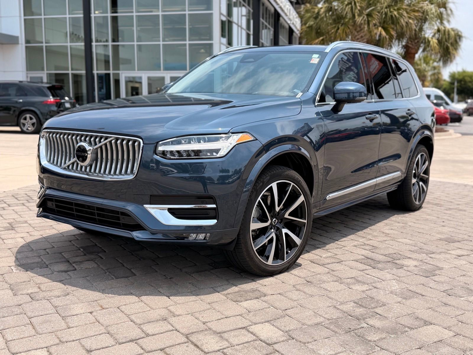 Used 2023 Volvo XC90 B5 Plus w/ Protection Package Premier