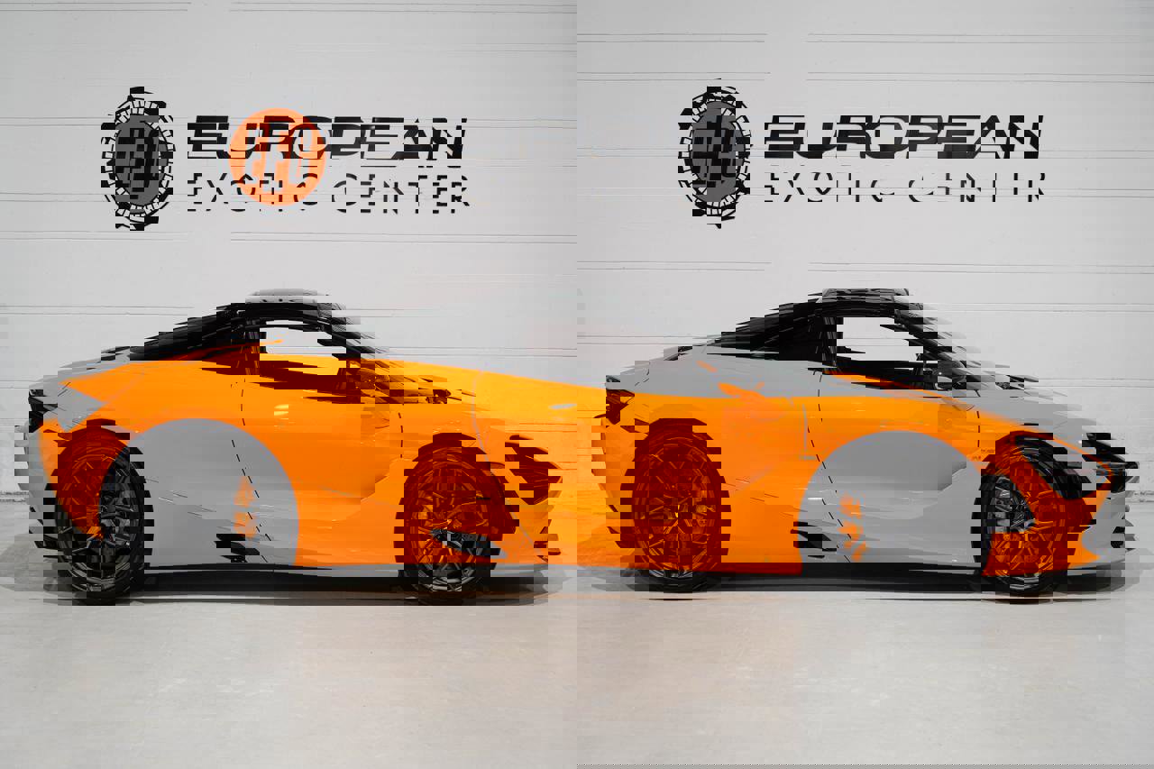 Used 2022 McLaren 720S Performance photo 9