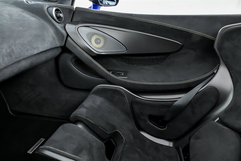 Used 2020 McLaren 600LT Spider photo 37