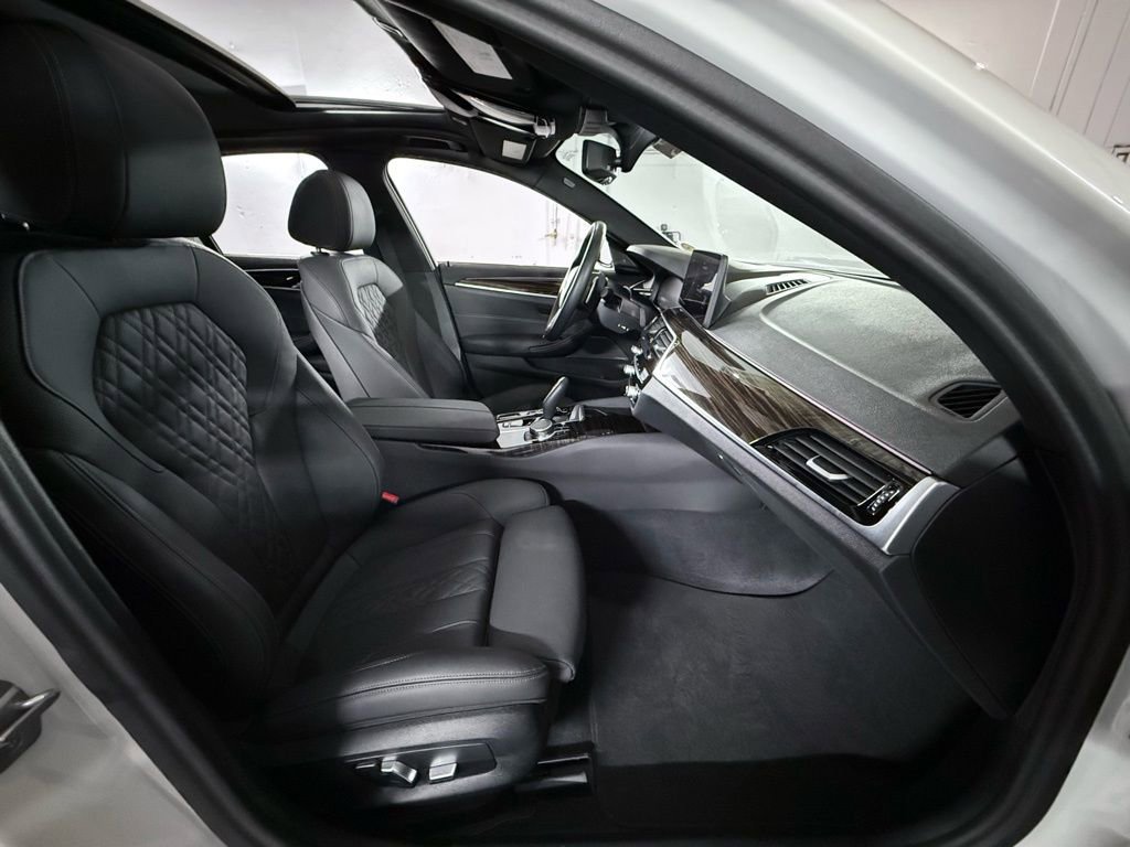 2023 BMW 530e xDrive