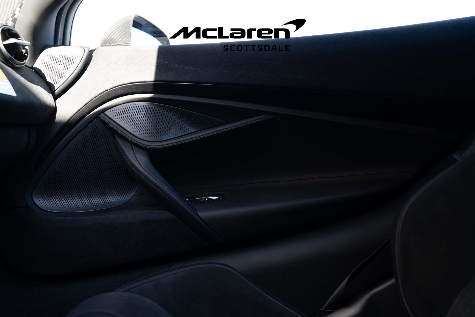 Used 2022 McLaren 720S Luxury photo 18