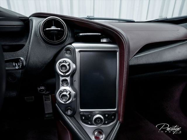 Used 2018 McLaren 720S Luxury photo 44