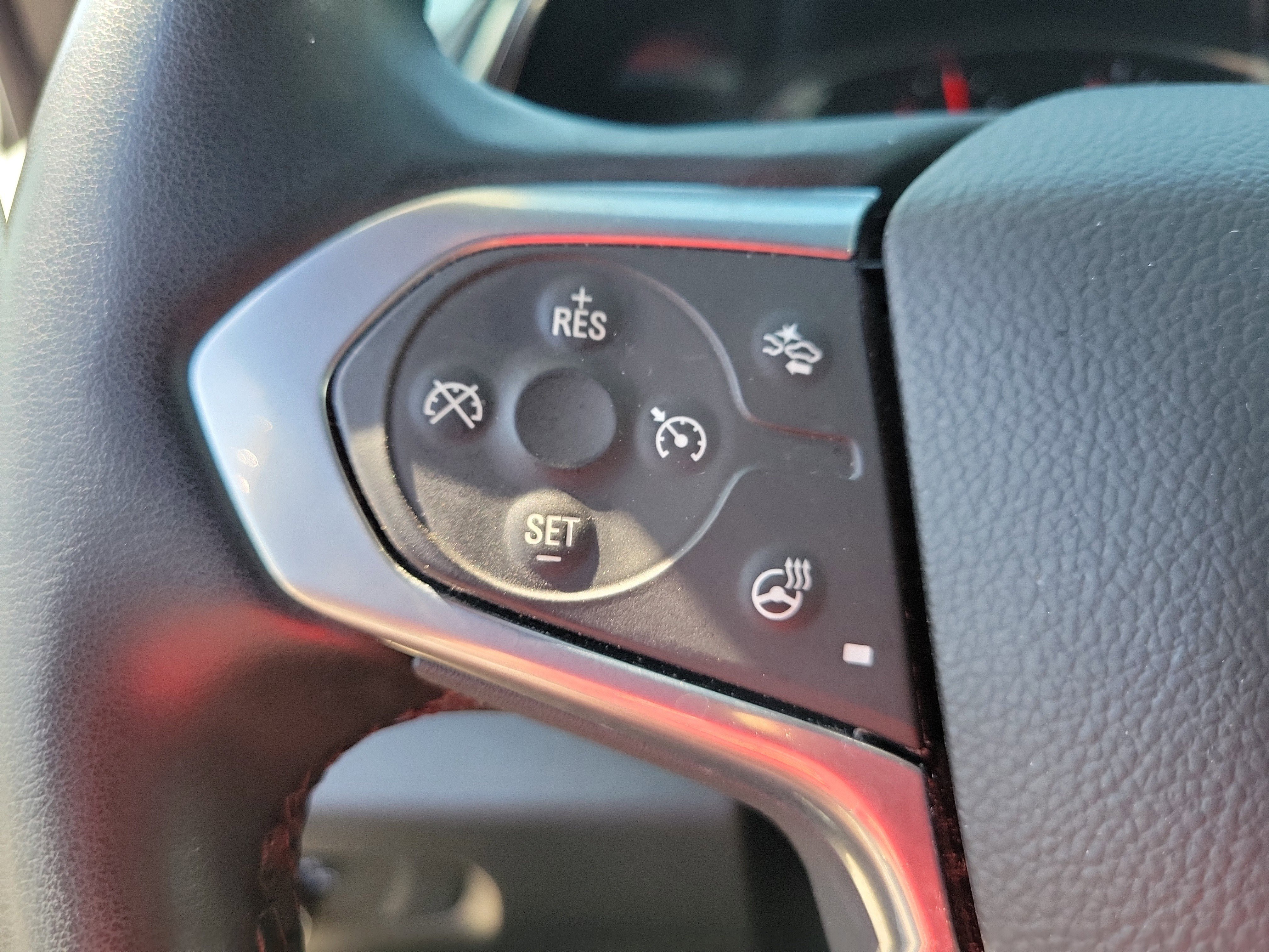 2023 Chevrolet Traverse LT