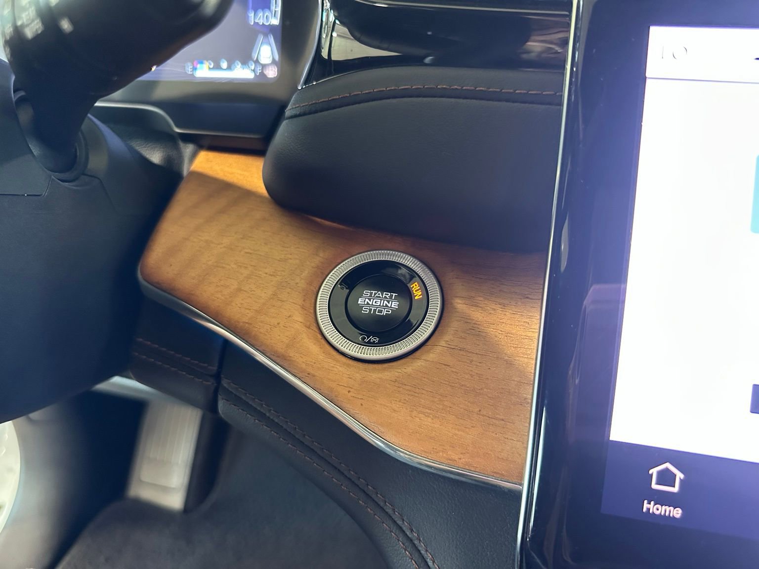 2024 Jeep Grand Cherokee Summit