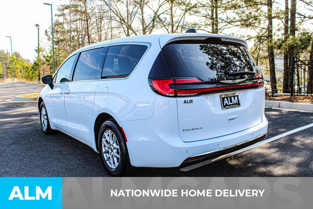 2024 Chrysler Pacifica Touring-L