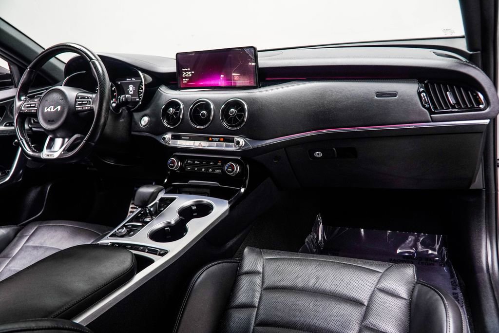 2023 Kia Stinger GT2