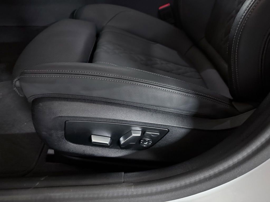 2023 BMW 530e xDrive