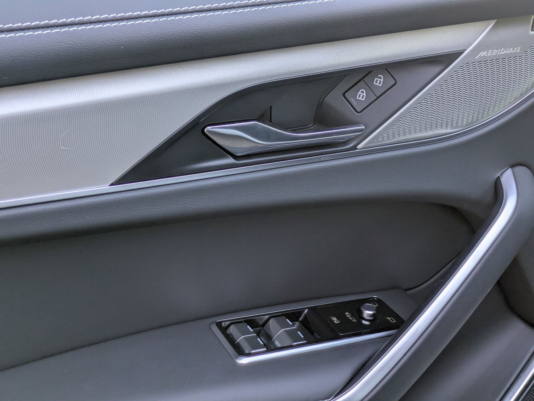 2026 Jaguar F-PACE R-Dynamic S