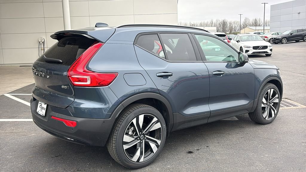 2026 Volvo Xc40 B5 Ultra
