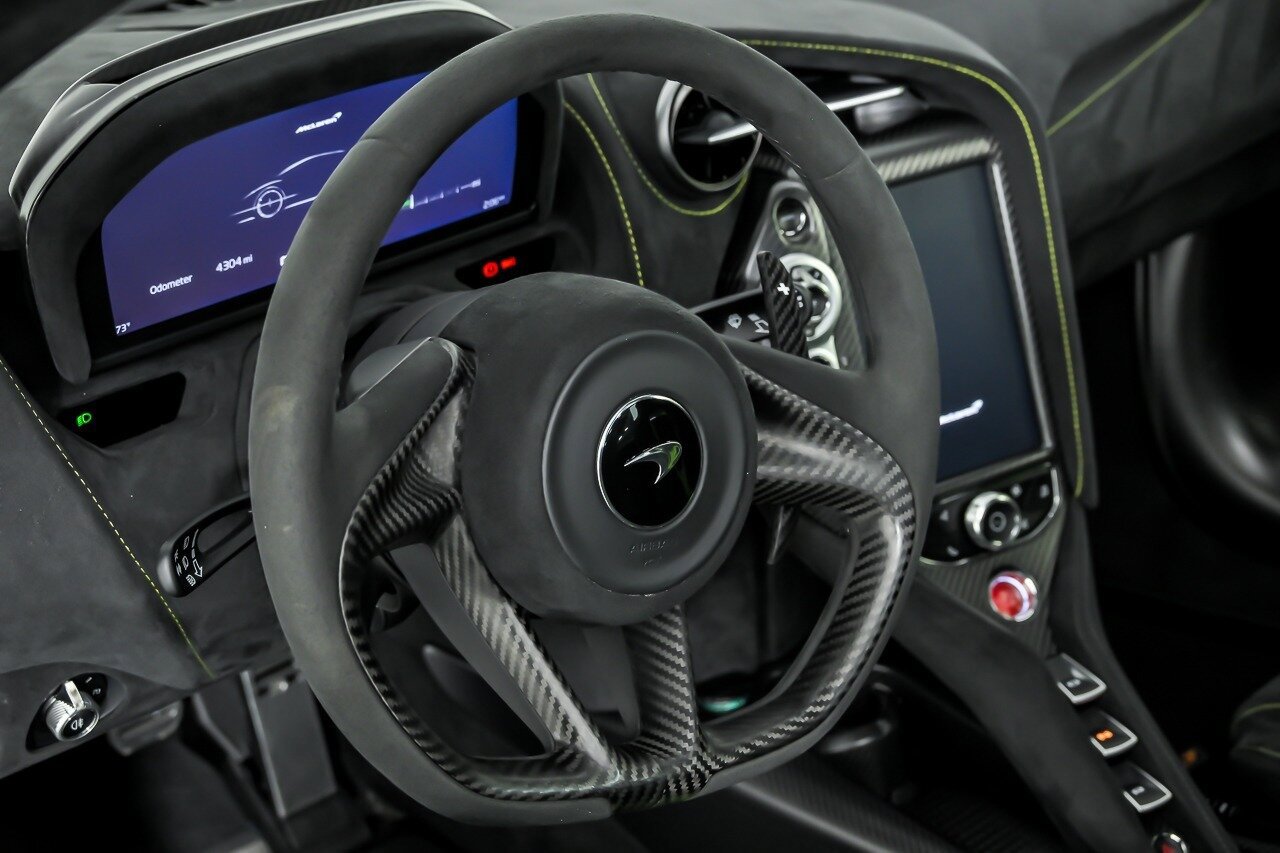 Used 2021 McLaren 765LT photo 24